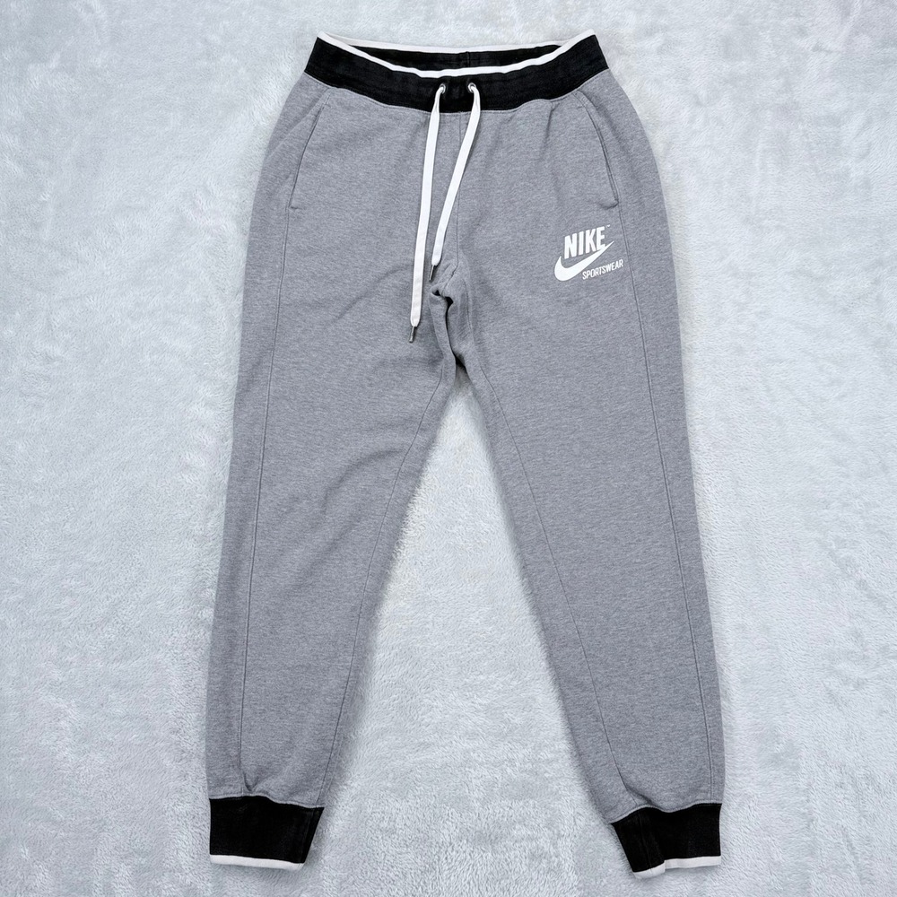 Nike Sportswear Joggers Women Small Gray Fleece Sweatpants Athletic Pants Cuffed